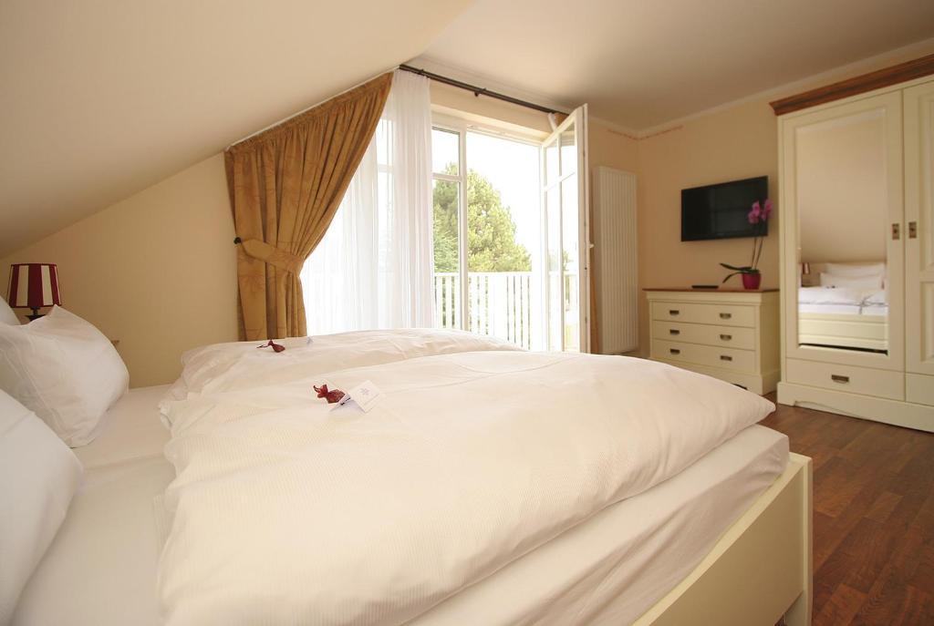 Aparthotel Saatmann Garni Ahrenshoop Bilik gambar