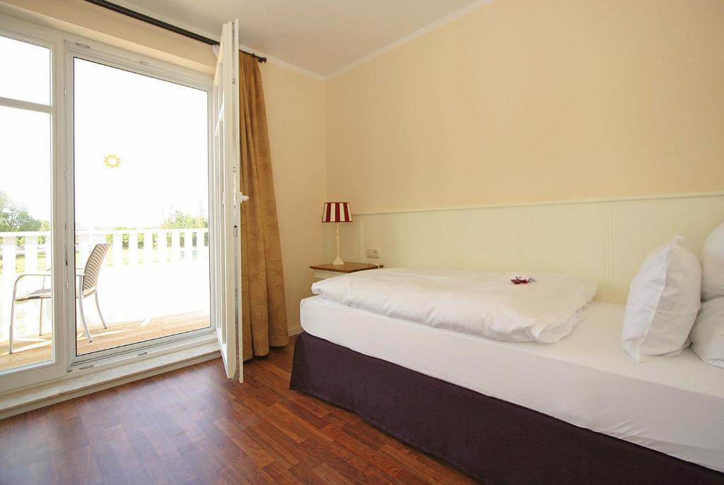 Aparthotel Saatmann Garni Ahrenshoop Bilik gambar